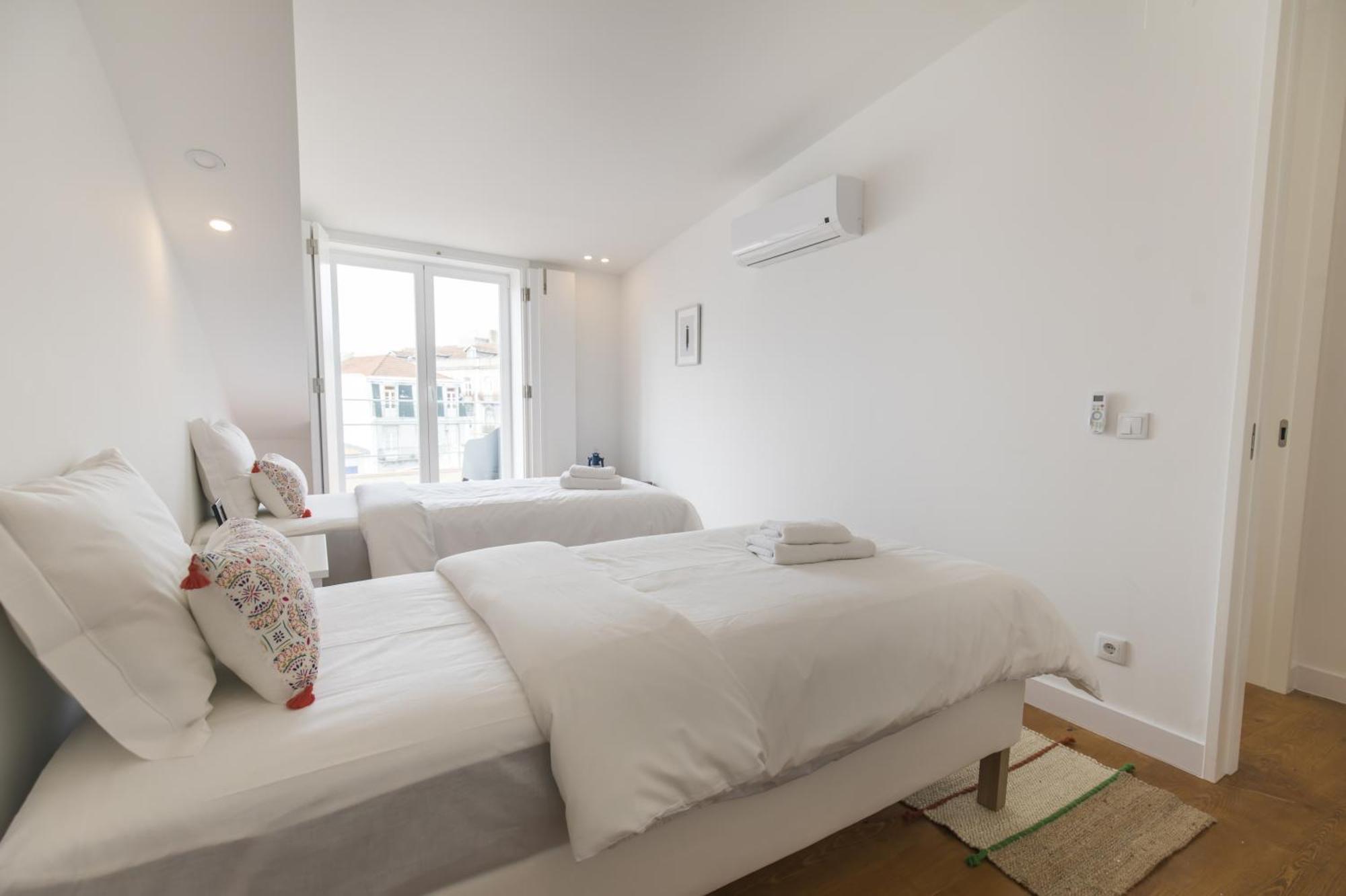 Lovely Duplex W Balcony Appartement *