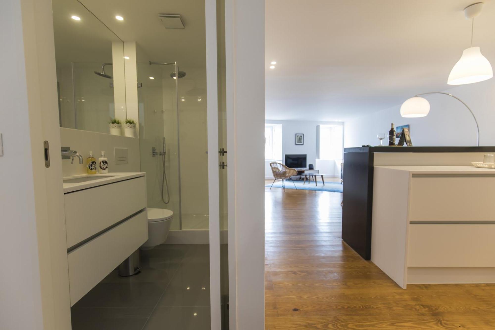 Lovely Duplex W Balcony Appartement Lisboa