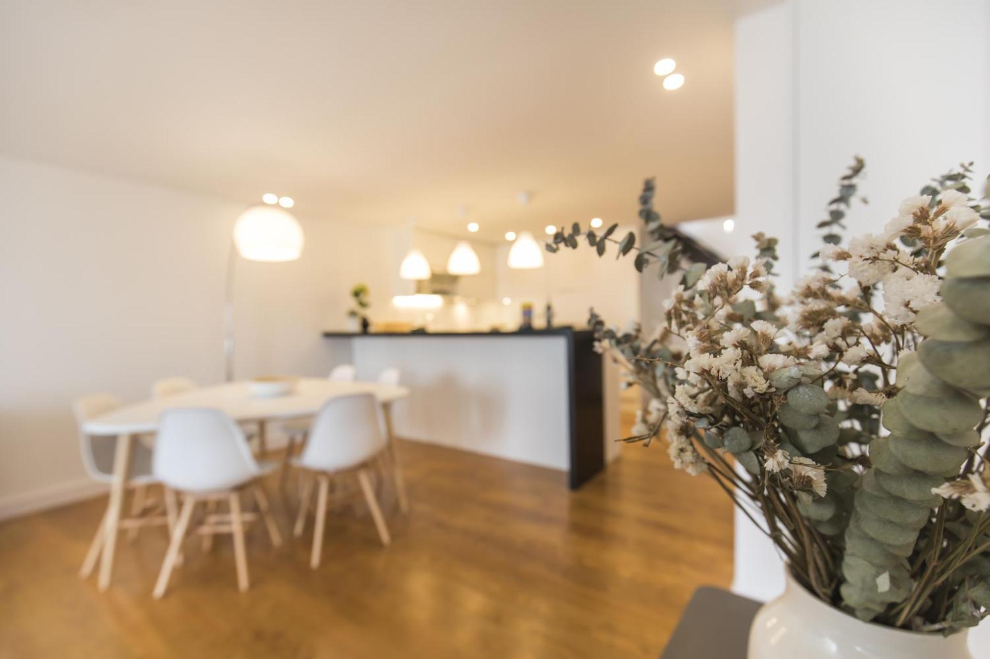 Appartement Lovely Duplex W Balcony Lisboa
