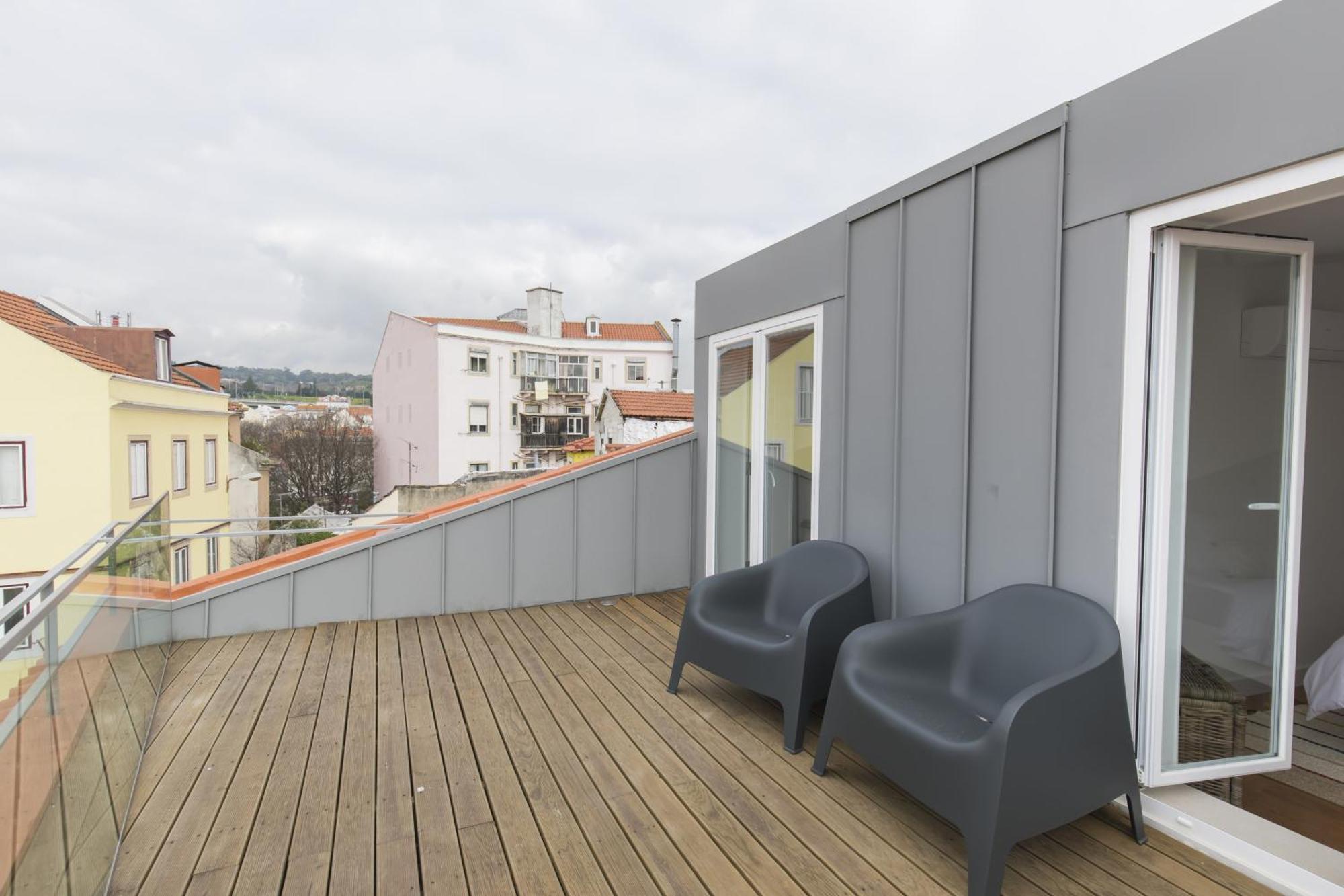 Appartement Lovely Duplex W Balcony Lisboa